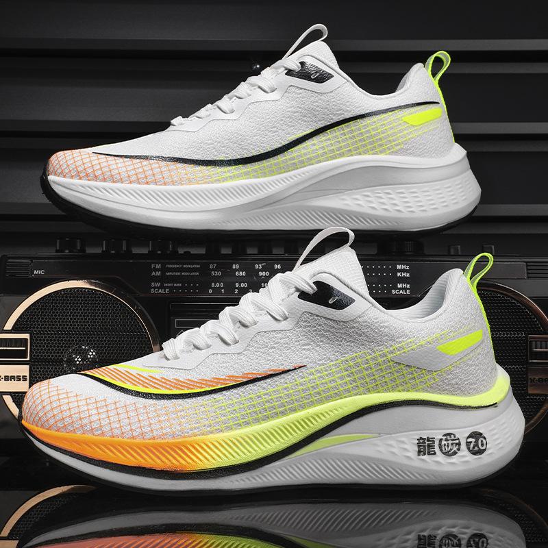 Chitu 7pro Year of the Dragon Limited Edition Running Shoes Men's Carbon Board Shock Absorption Running Sports Shoes Professional Racing Training Sho