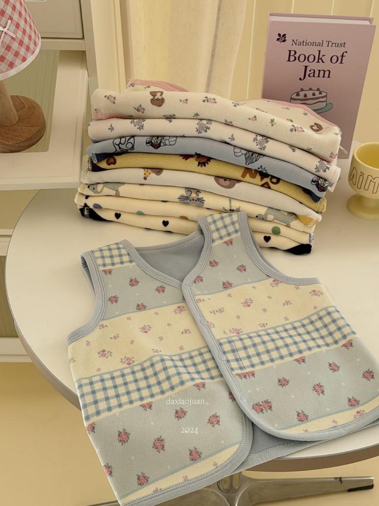 Autumn/Winter Cartoon Print Olibo Fleece Kid's Double-Sided Vest - Small Roll, Solid Color