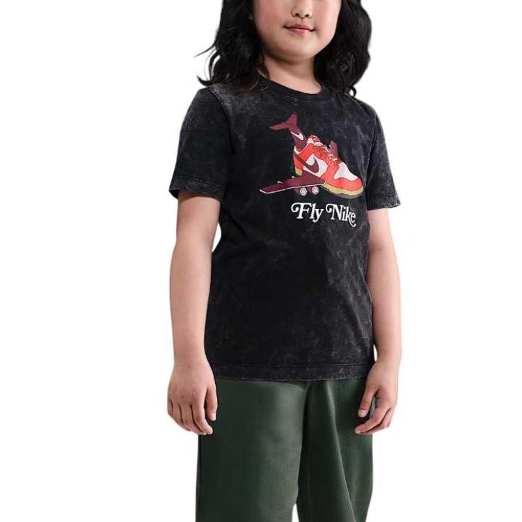 

New Nike Sportswear T Shirt Teenagers HV5208-010 L(160)