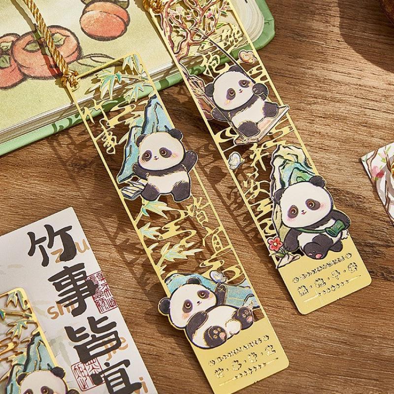 Panda-Themed Cultural Metal Tassel Bookmark Gift Box – Engraved Graduation and Birthday Souvenir