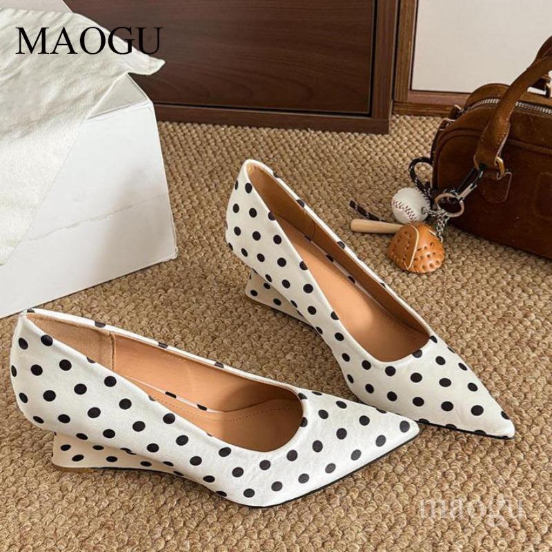Vintage Dot Wedge Heels for Women Pointed Toe Slip-On Pumps Classic Spot Comfortable Fashion Dress Shoes Zapatos De Mujer Size35