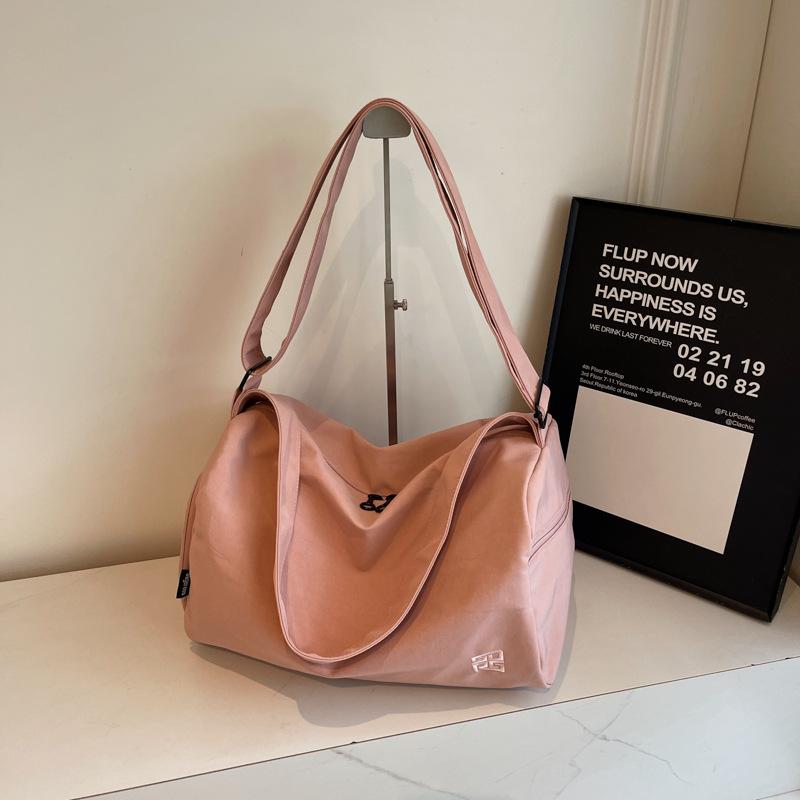 

Спортивная сумка женская для фитнеса маленькая сумка большой вместимости сумка для путешествий на короткие расстояния на плечо женская легкая дорожная сумка сумка-мессенджер на все случаи жизни 37*20*23CM розовый