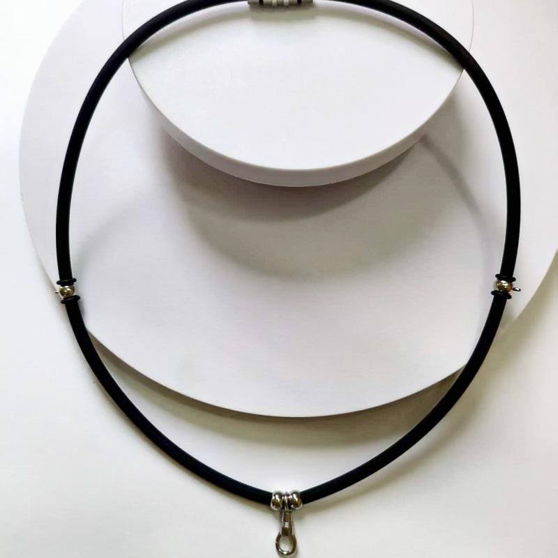 Thailand Stainless Steel Buddha Amulet Necklace with Three Silicone Pendants for Men and Women