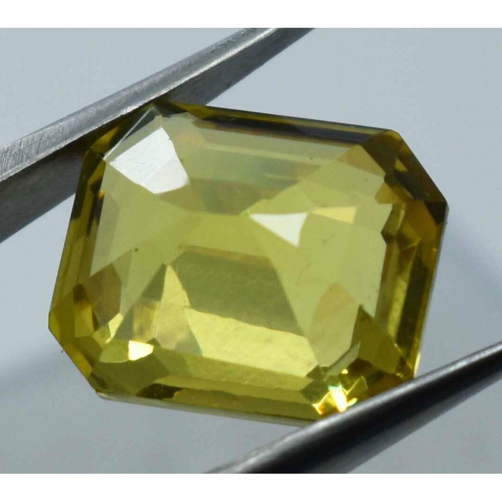 NATURAL Yellow Ceylon Sapphire Emerald Shape 9.00 Ct CERTIFIED Loose Gemstone