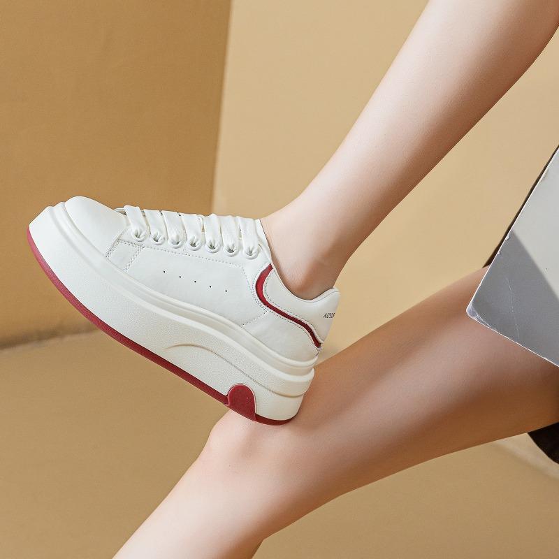 Little white shoes women's new summer sports versatile light height increase small thick-soled spring and autumn casual board shoes