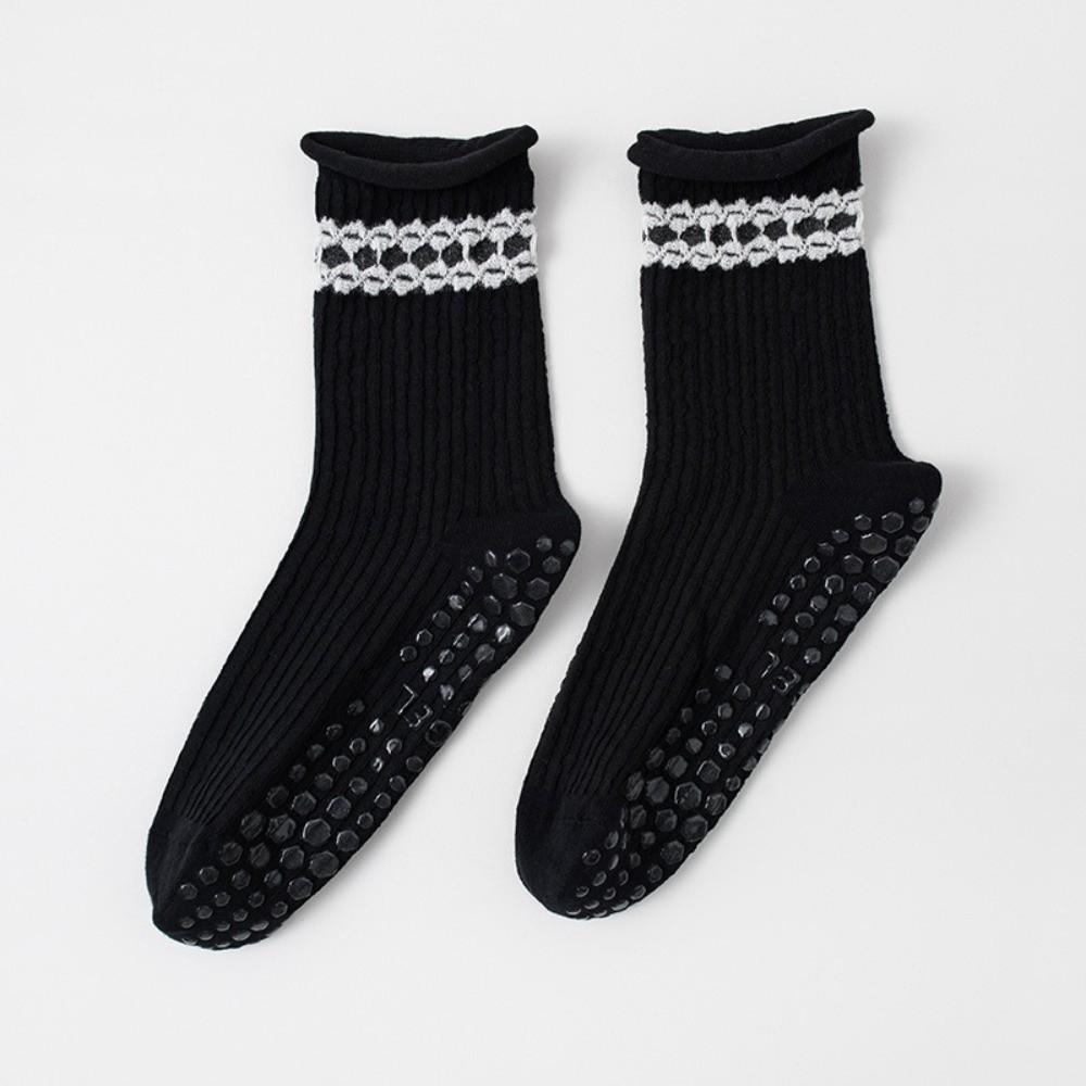 Non-Slip Yoga Socks Breathable Mid Tube Socks Fashion Floor Socks  for Yoga Dance