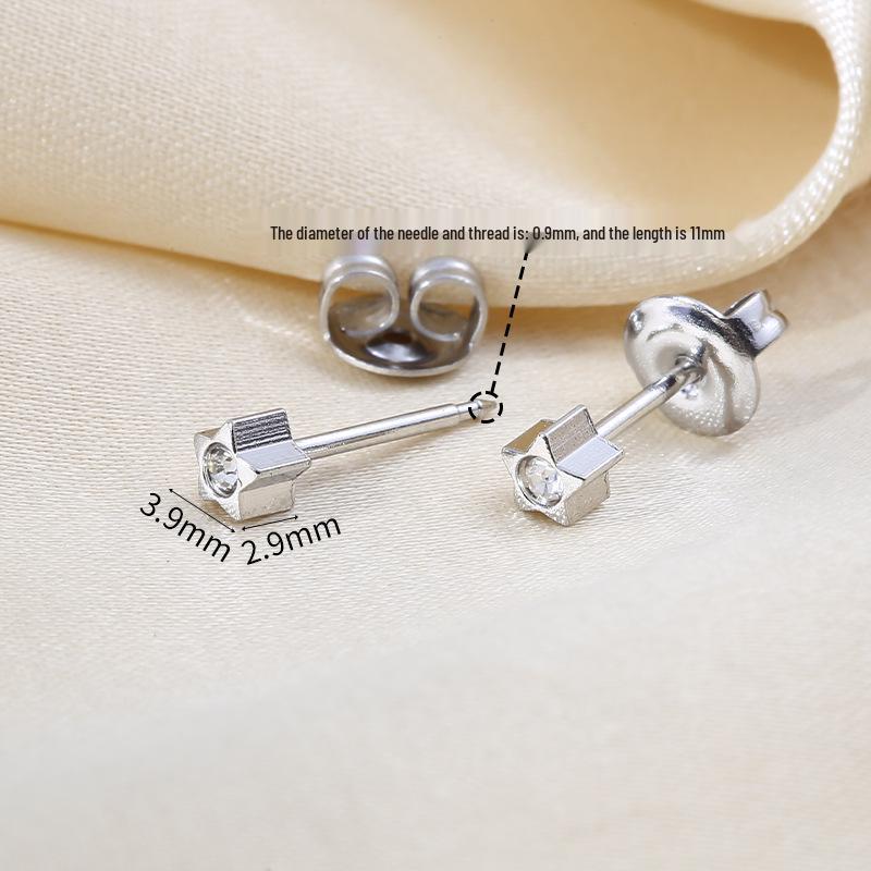 Saplamalı Küpelerle Evrensel Acısız Kulak Delme Aleti: Zahmetsiz Küpe Delme için Unisex Küpe Delme Tabancası ve İğnesi.