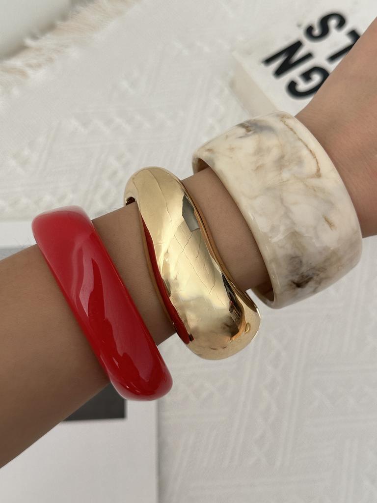 Boho Red Beige Acrylic Resin Chunky Bangles for Women Vintage Punk Enamel Metal Glossy Geometric Cuff Bangle Aesthetic Jewelry