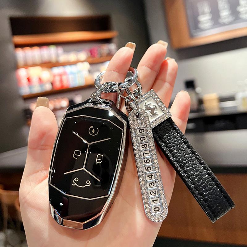High-End Key Cover for Lynk & Co 01/02/03/05/06/09 (2022 models) - Female Edition