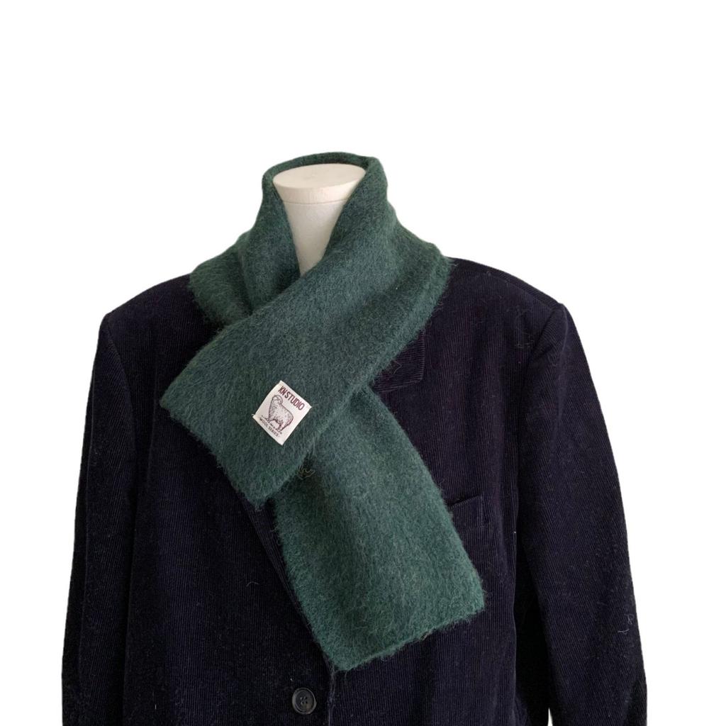 Women's Autumn and Winter Alpaca Wool Scarf Versatile Thickened, Soft, Skin-Friendly, Cross Short Solid Color Neck Warmer