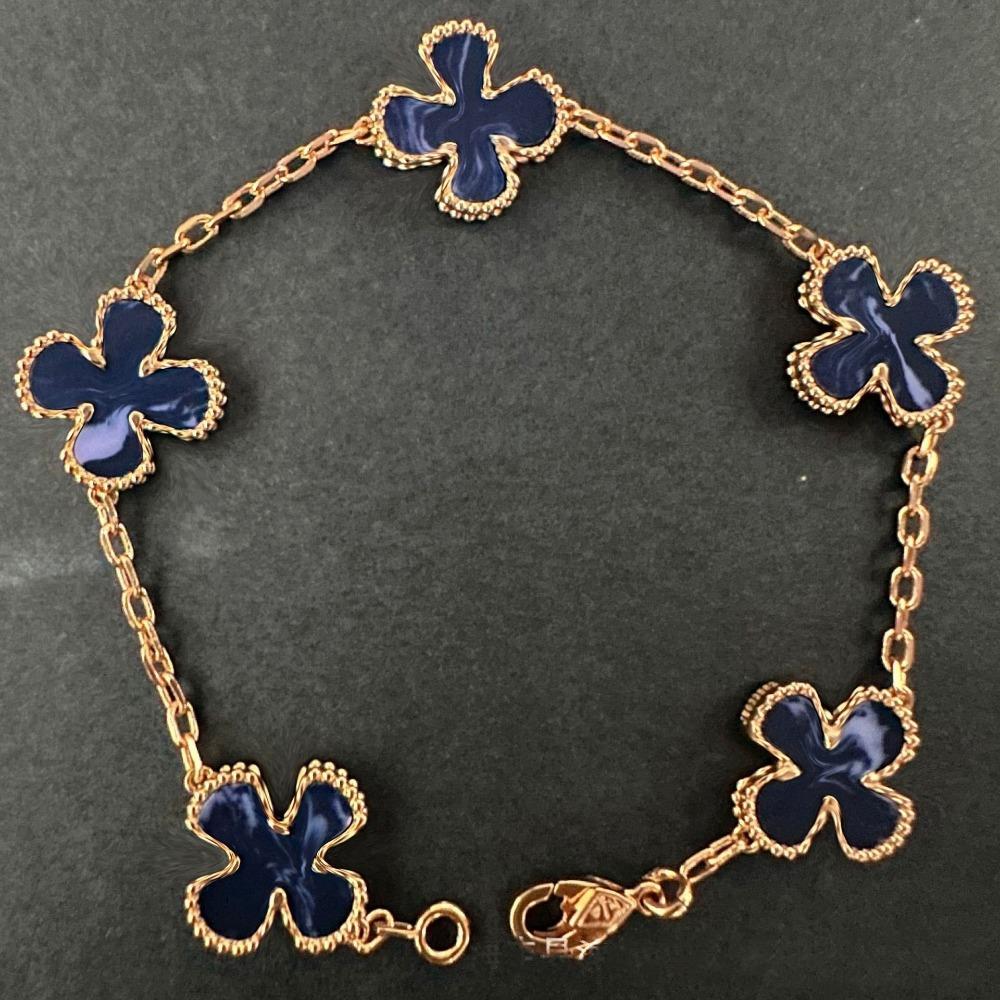 High Version Four-leaf Clover Bracelet Female Mother-of-pearl Agate Five-flower Ladies Bracelet