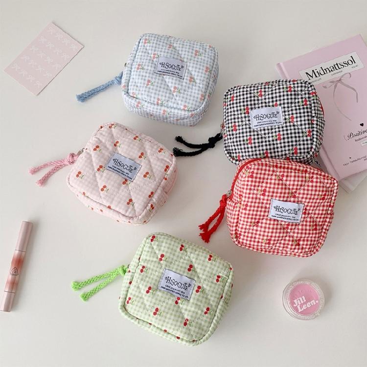 Cherries Decoration Sanitary Pad Storage Bag Water Resistant Practical Polyester Organizer For Travel Cosmetic