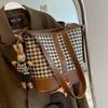 IELGY Ladies Messenger Bag Fashionable All-Match One-Shoulder Checked Bucket Bag