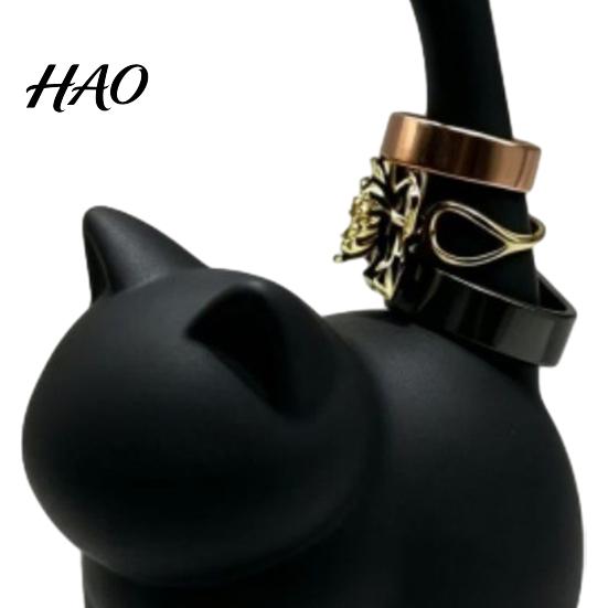 Decorative Cat Figurine Cute Ring Holder, Minimalist Stand for Bedroom Dressing Desktop Jewelry Display Tray Table, Sitting Organizer Rings