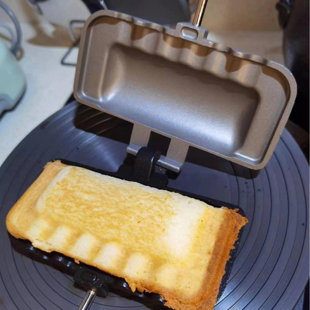 Dual-Sided Gas Sandwich Maker Breakfast Pan Mold