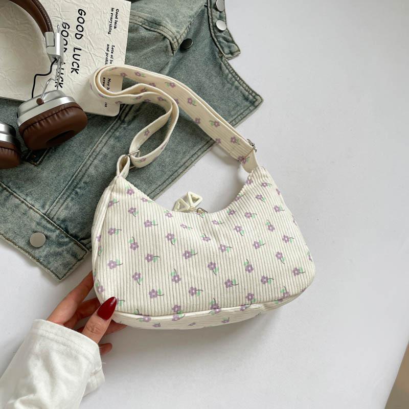 

Underarm bag women s new trendy autumn cute strawberry square bag literary shoulder bag casual messenger bag