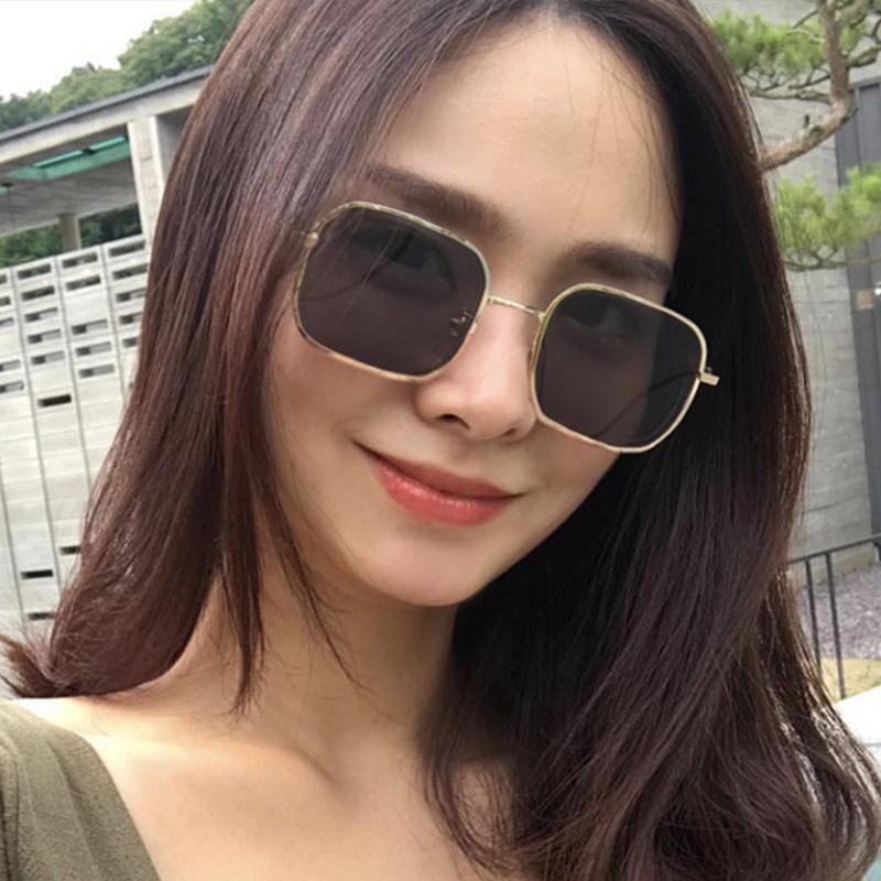 Hong Kong Style Female Sunglasses Square Shape UV Protection Women Sun Glasses High Quality Men Sunglass