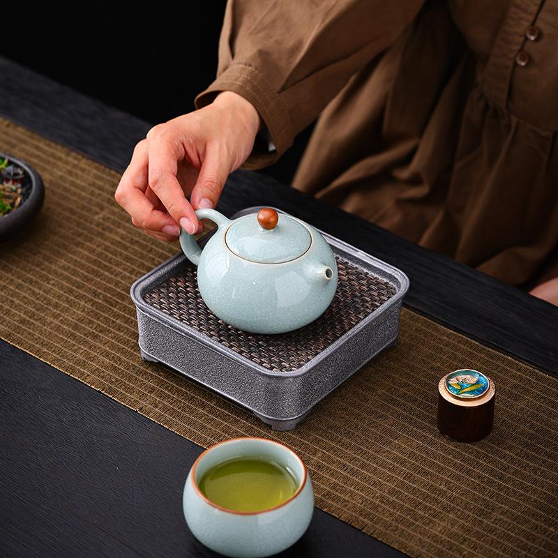 Ru Kiln Ice Flower Opening, One Pot and Two Cups of Portable Ceramic Travel Tea Set, Teapot Outdoor Kung Fu Tea Set