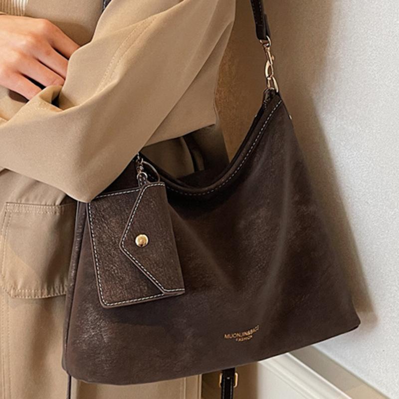 Tote Bag Women's Winter New Fashion Leopard Print Large Capacity Shoulder Bag Commuter Women's Bag