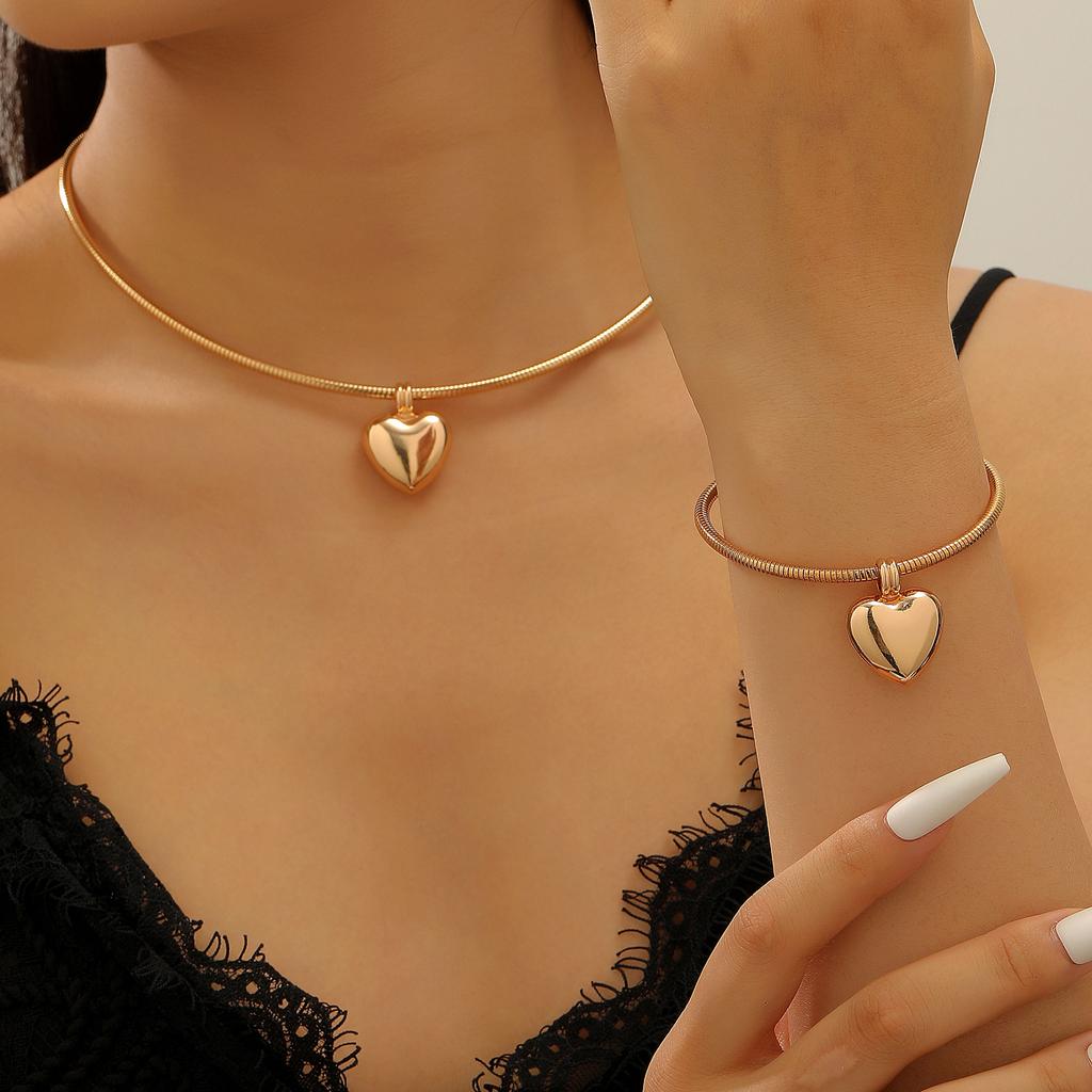 New jewelry peach love magnetic collar opening ring symmetrical simple fashion love pendant bracelet female tide