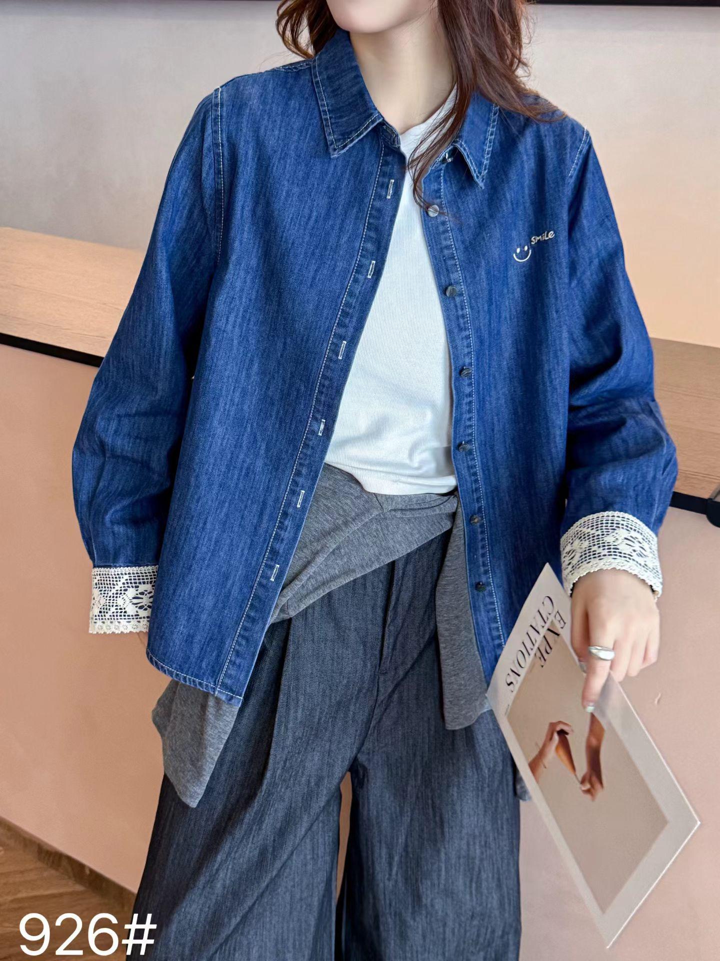 Women s Spring Embroidered Smile Denim Shirt with Lace Cuffs and Lapel M (80-110) синий