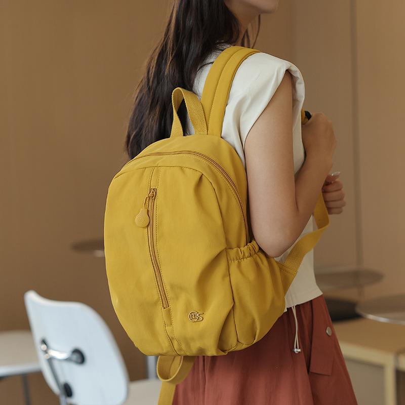 New Fashion Versatile Backpack Women's Large Capacity Travel Backpack Leisure Sports Bag Student School Bag