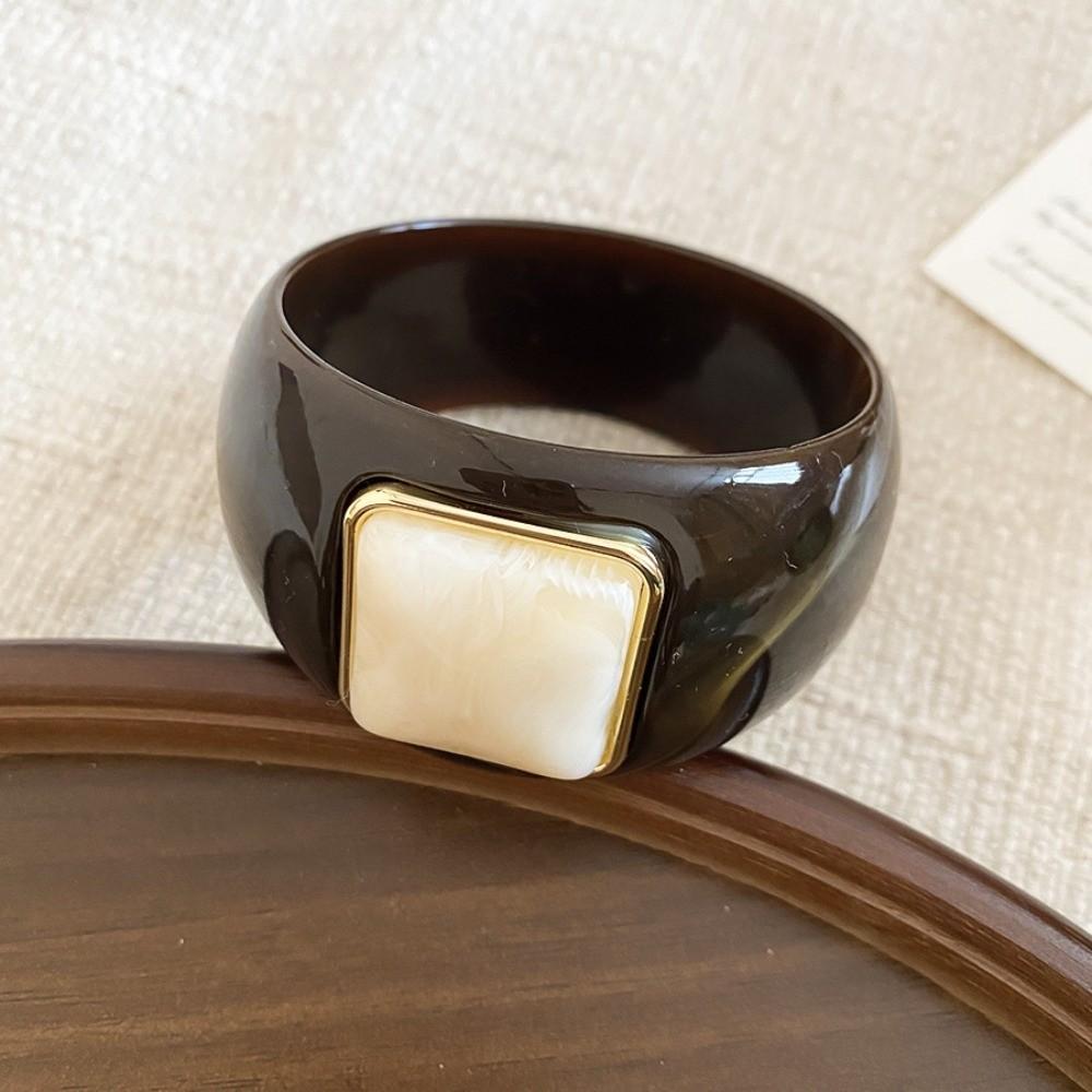 Europe American Style Irregular Wide Bracelet Bohemian Retro Hand Ring Acrylic Bangle  Girls