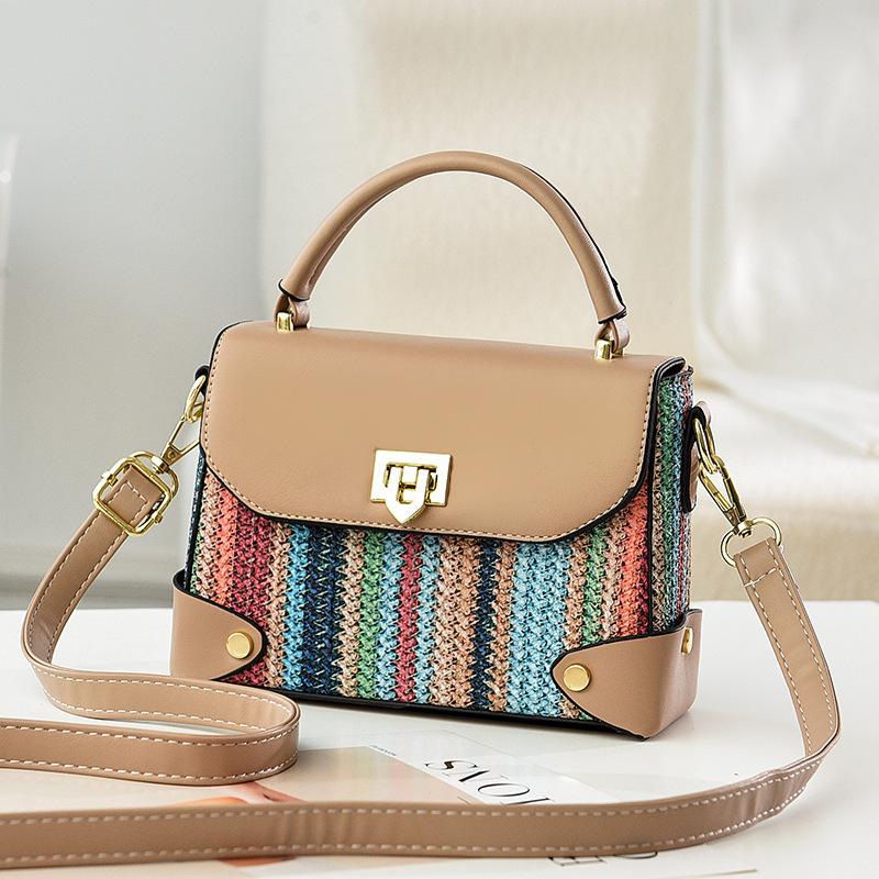Bag Messenger Bag Female Popular 2025 New Versatile Niche Student Shoulder Messenger Bag Portable Small Square Bag Women's Bag