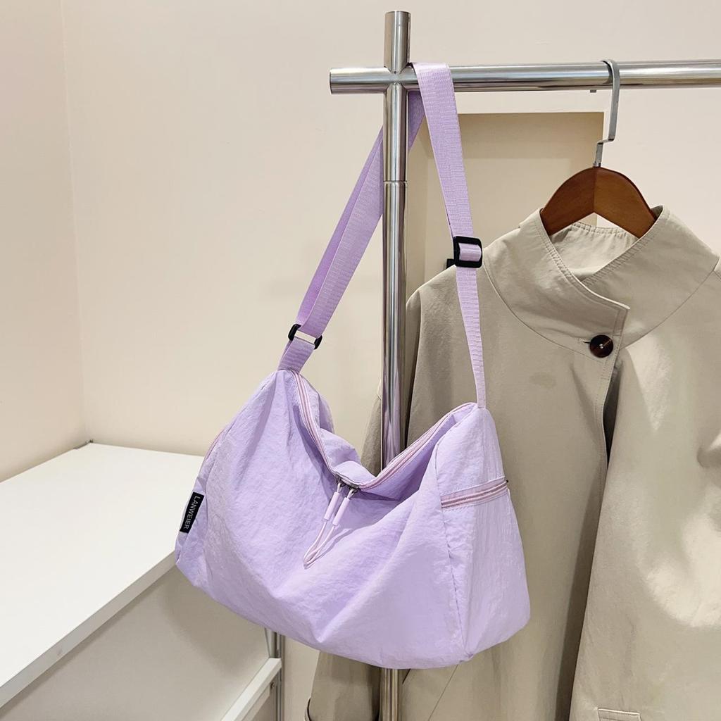 Women's 2025 Trendy Large Capacity Crossbody Pillow Bag – Versatile Casual Travel Shoulder Bag