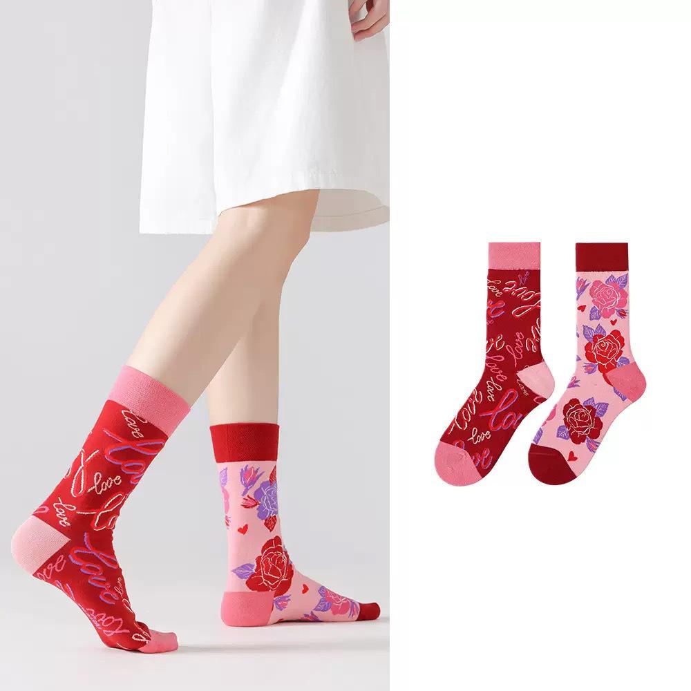 Original Asymmetrische Cartoon Hip Hop Baumwollsocken für Paare - Wadenhoch Mandarinenente Stil für Damen und Herren