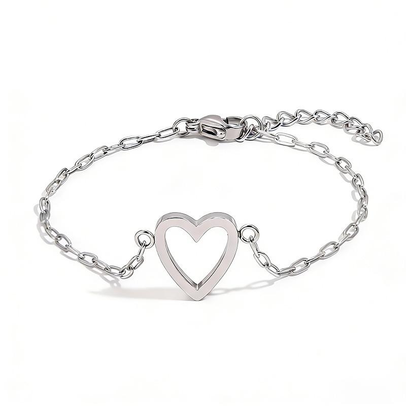 Simple and non-fading titanium steel hollow pull love couple advanced sense two-piece set casual versatile
