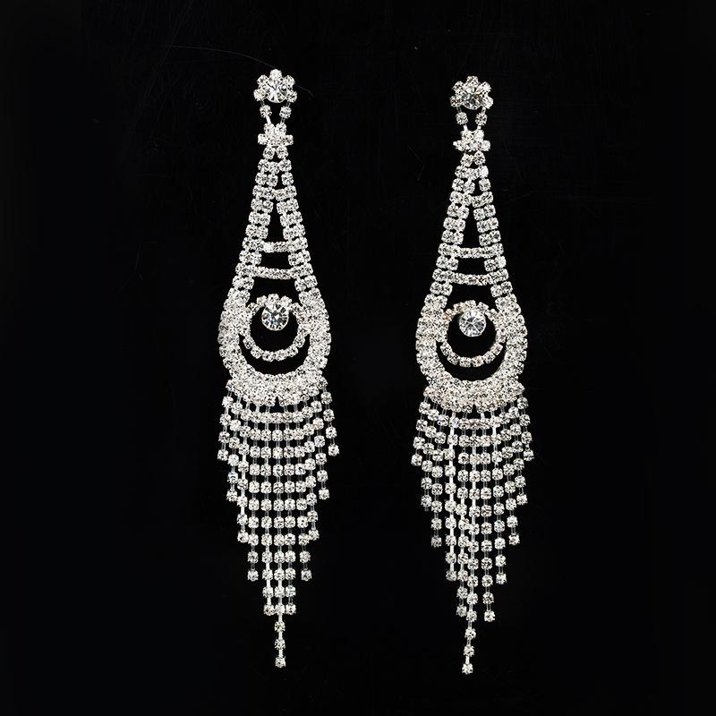 Factory Direct Sales Korean Jewelry Tassel Stud Earrings Fashion Lady Ear Studs E124