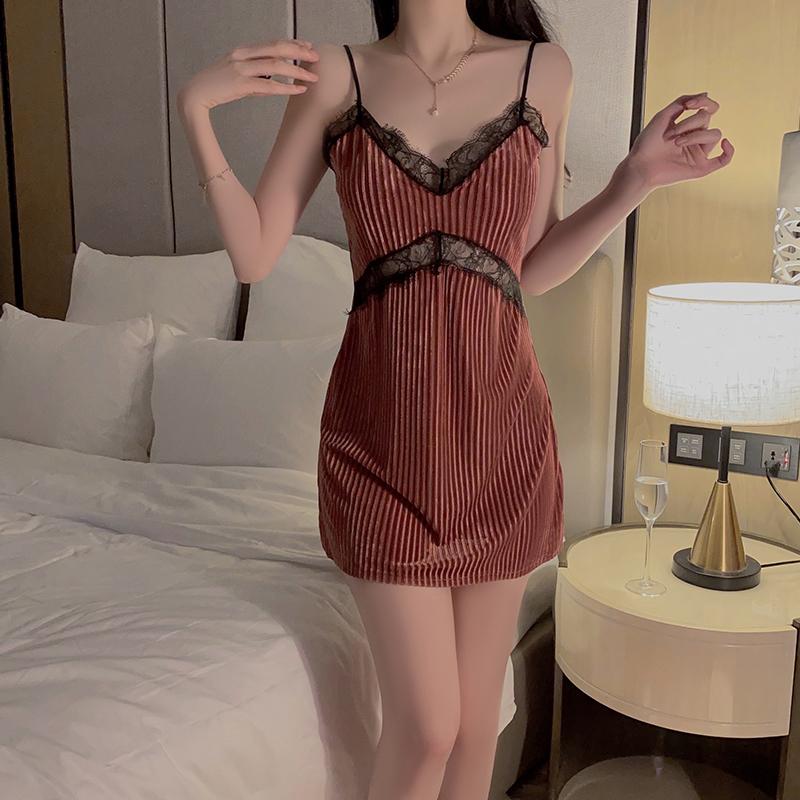 Seksowna piżama dla kobiet na jesień i zimę aksamitna koronkowa koszula nocna w paski z podwiązkami sznurowana koszula nocna dla kobiet