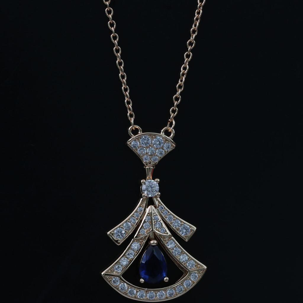Baojia Luxury Ruby Diamond Clavicle Necklace for Women