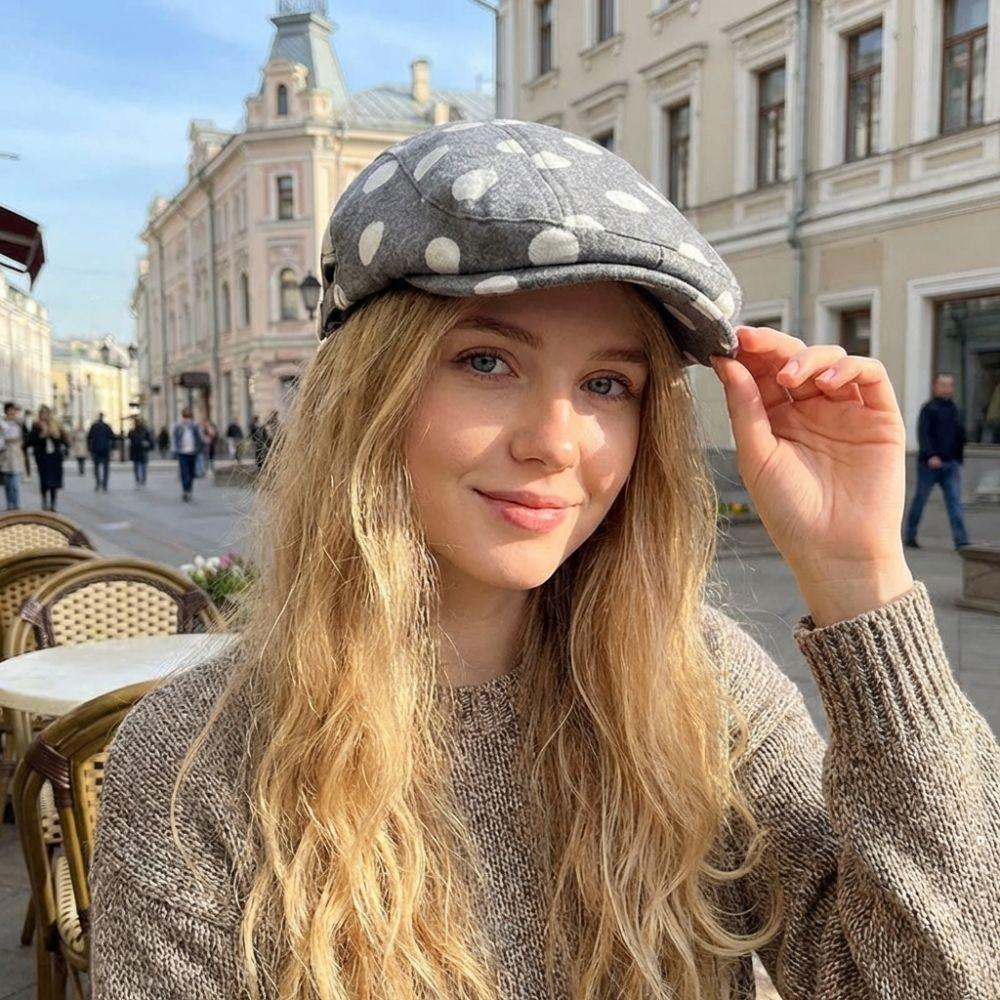 Casual Korean Style Forward Hat Big Head Polka Dot Printing Short Brim Berets Versatile Retro Sun Hat Women's Spring Autumn