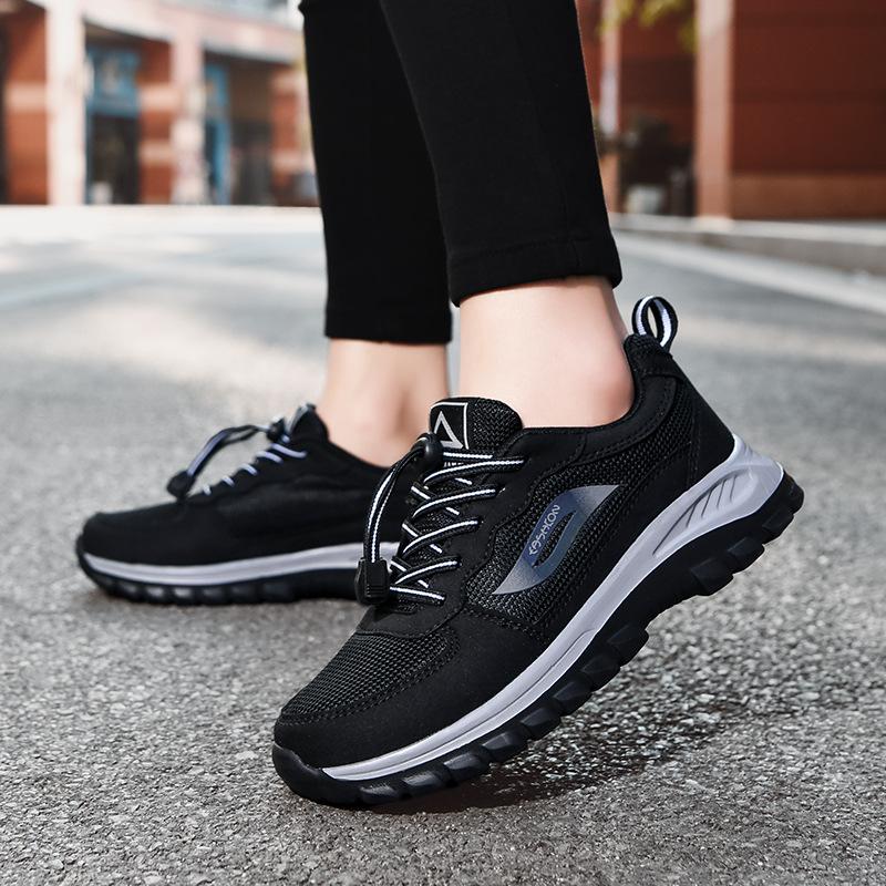 Older Shoes Lightweight Breathable Mesh Couples Walking Shoes Comfortable Middle-aged and Old Mothers Shoes