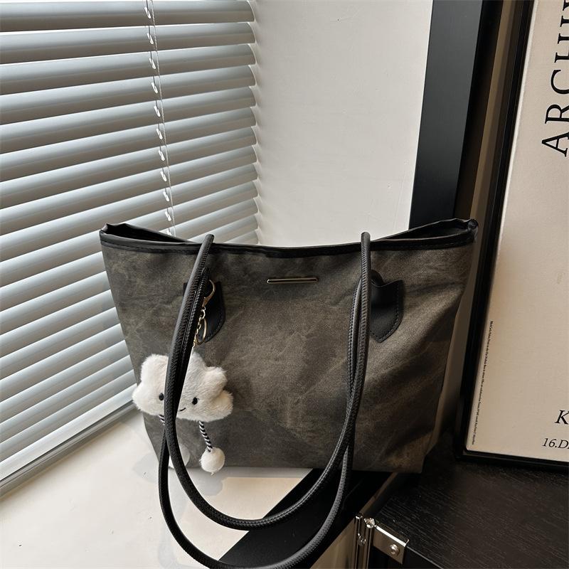 Retro Big Bag, New Women's Shoulder Tote Bag, Versatile and Large-capacity Class Commuter Bag, Fashionable