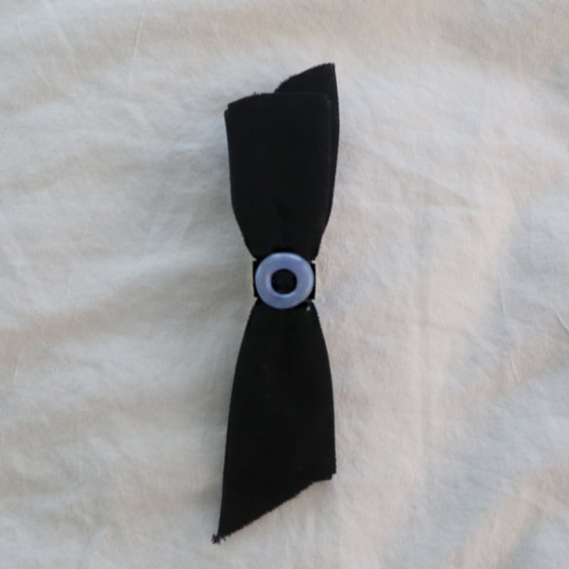 APIOH VELVET HAIRPIN