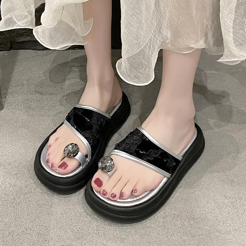 New toe slippers women's summer wear fashion muffin thick-bottomed rhinestones with skirt beach cool slippers