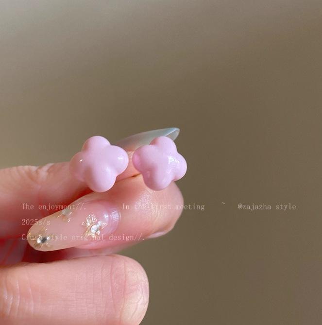 Candy Clover Earrings Women's Summer Sweet Dopamine Stud Earrings Unique Beautiful Cute Earrings