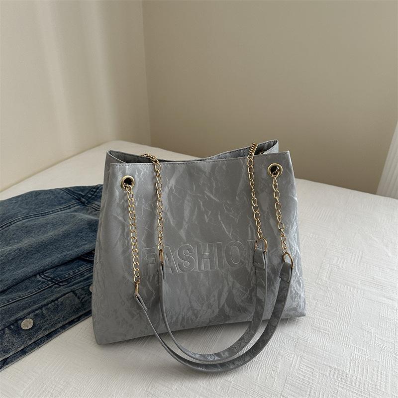 

Модна повсякденна сумка через плече. Модна дорожня сумка літа 2024, нова проста модна сумка великої місткості. срібний