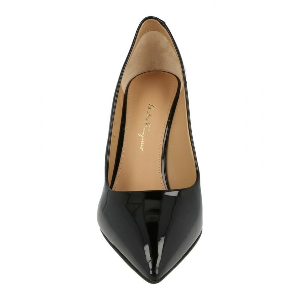Salvatore Ferragamo Ilary X5 Patent Leather Pumps   Narrow Width Black