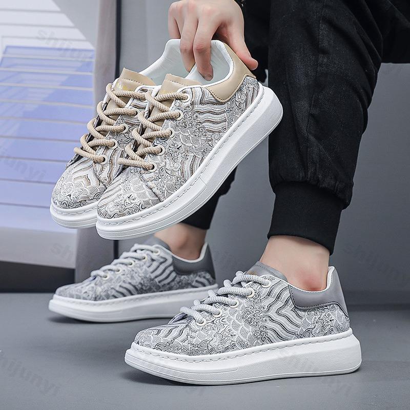 Fashion Men's Totem Print Designed Fashion Trend Casual Shoes 2025 Spring New Thick Soled Comfortable Breathable Sports Chunky sneakers