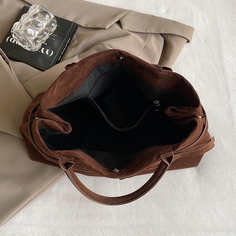 New Women's Bag Fashion Style Suede Handbag Commuter Versatile High End Single Shoulder Bag