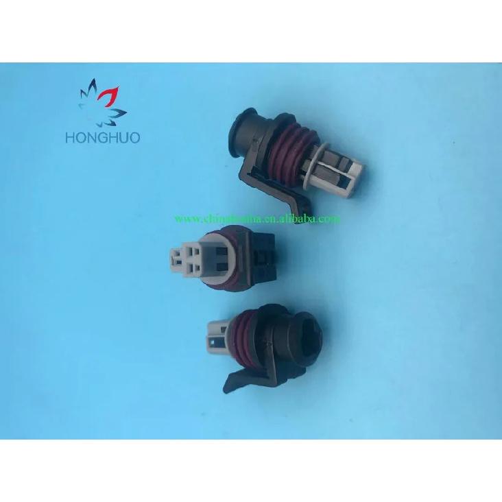 

freeshipping 10 pcs 15397257 15397149 for Delphi 3 Pin Sealed Auto Connector Assy For Engine Oil Temp Gauge 15397257 15397149 10 pcs