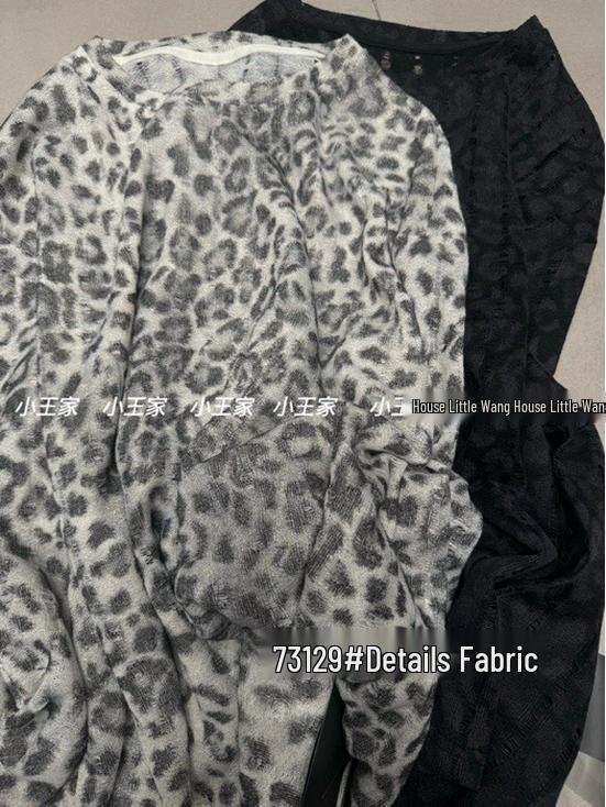 Xiao Wang's Spring Loose Plus-Size Casual Leopard Print Cutout Round Neck Long Sleeve T-shirt