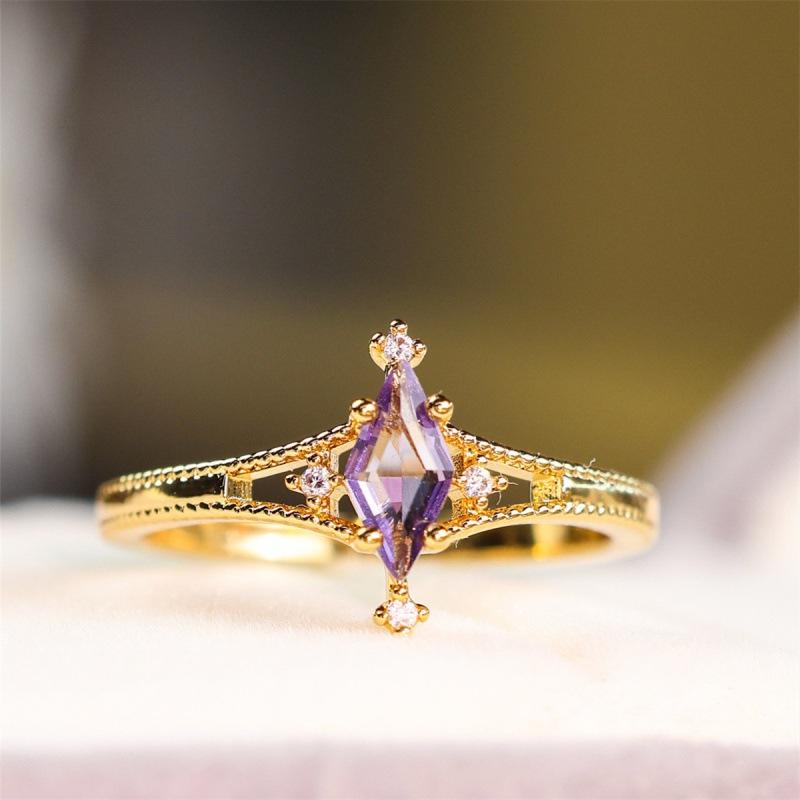 Rhombus four-claw ring, simple personality, niche elegance, ring ring. no. 5