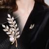 Pearl Diamond Wheat Ear Leaf Brooch Light Luxury High-end Corsage Anti-light Exquisite Suit Sweater Accessories Women