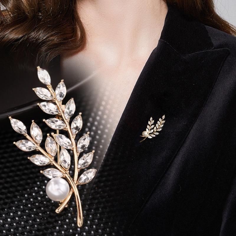 Pearl Diamond Wheat Ear Leaf Brooch Light Luxury High-end Corsage Anti-light Exquisite Suit Sweater Accessories Women
