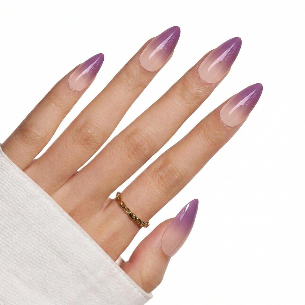 Hochwertige tragbare künstliche Nägel im Mandel-Nude-French-Stil – mittellange und lange Nagelspitzen